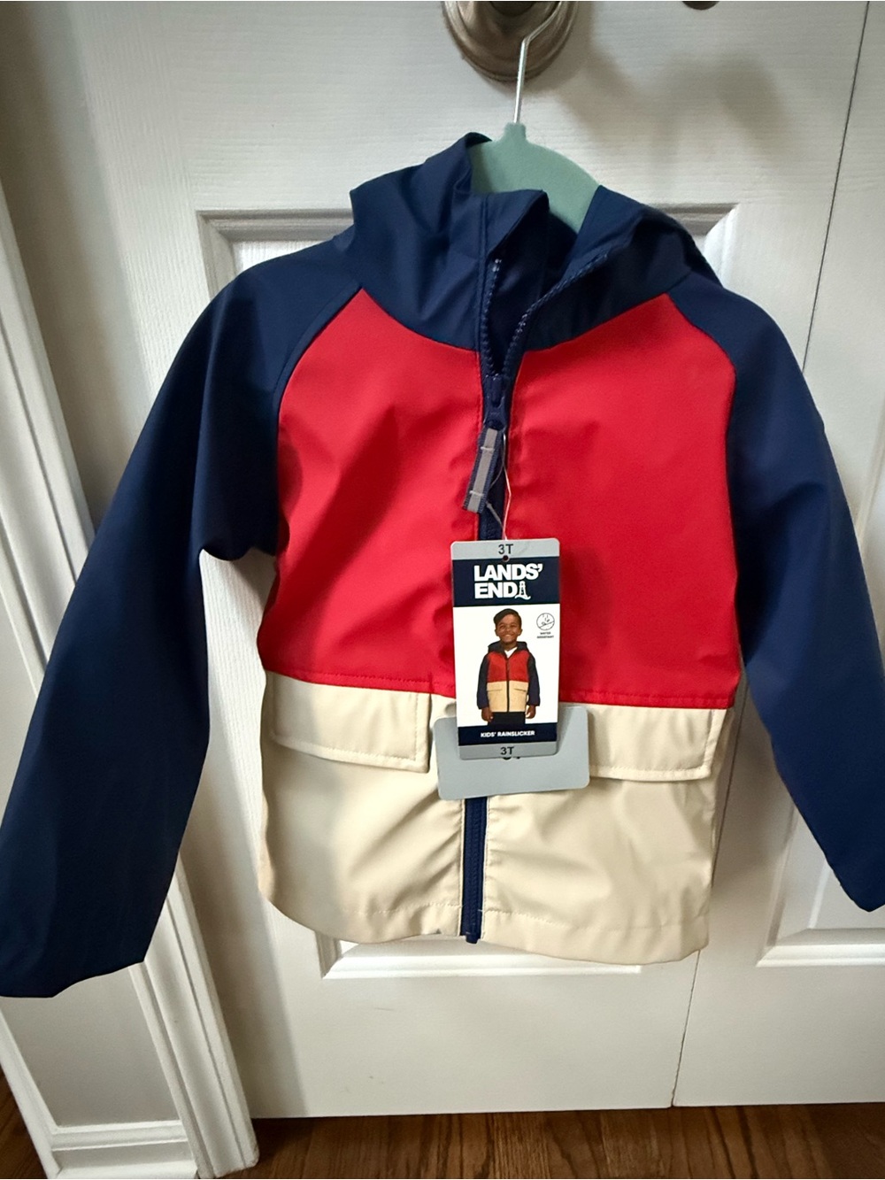 3T New Lands' End Kids' Colorblock Hooded waterproof Raincoat - Red, Navy & Crea